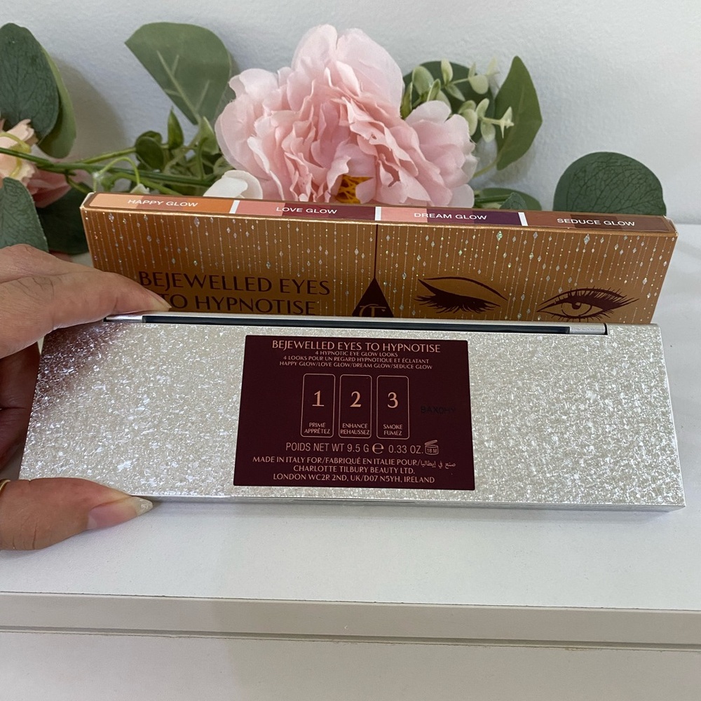 Charlotte Tilbury Hypnotic Glow Eyeshadow Palette - Picture 7 of 11